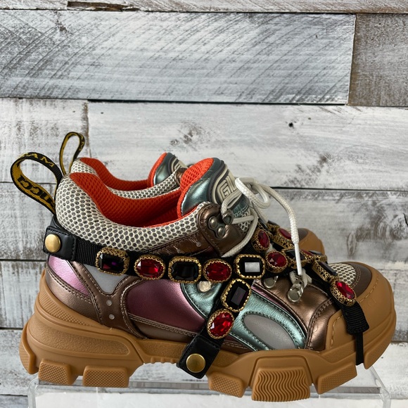 Gucci Flashtrek Gold Sega size 38.5 sneaker with removable crystal straps - Picture 3 of 10